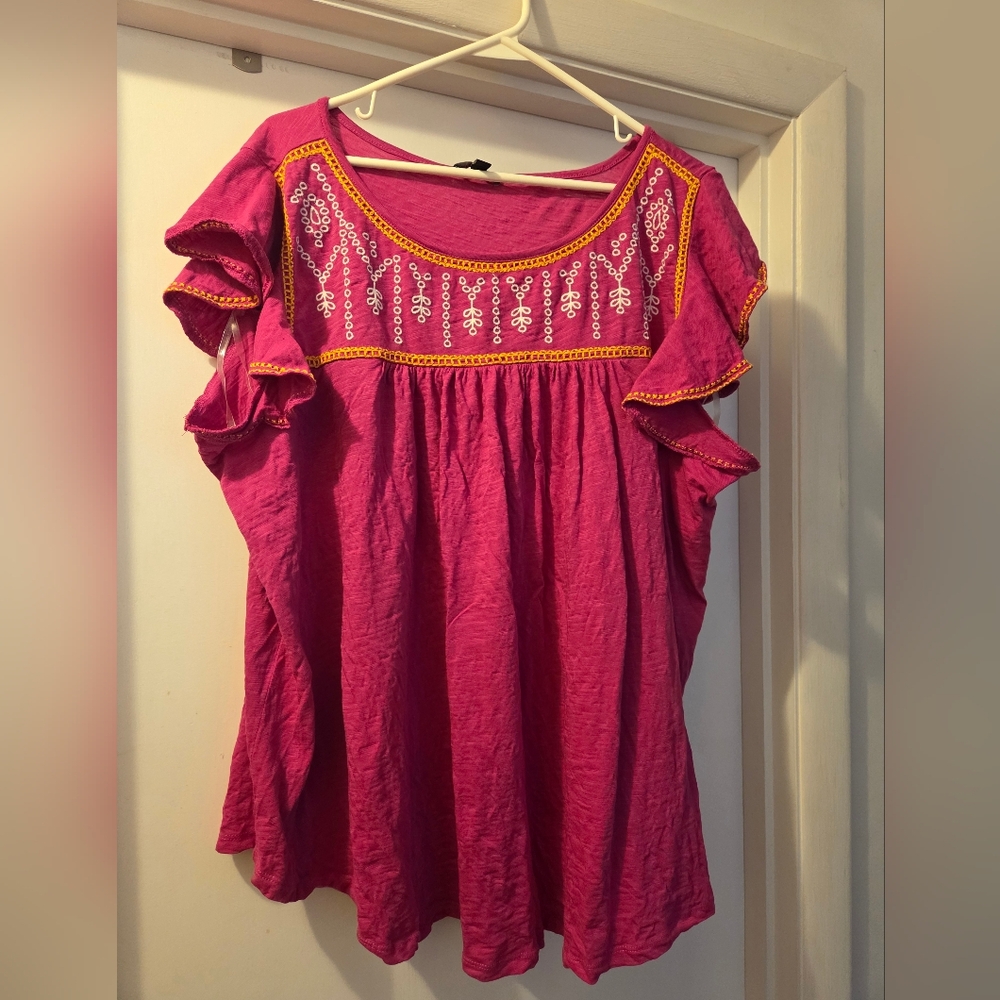 Lane Bryant Fuchsia Flutter Sleeve Swing Top 26/28W EUC